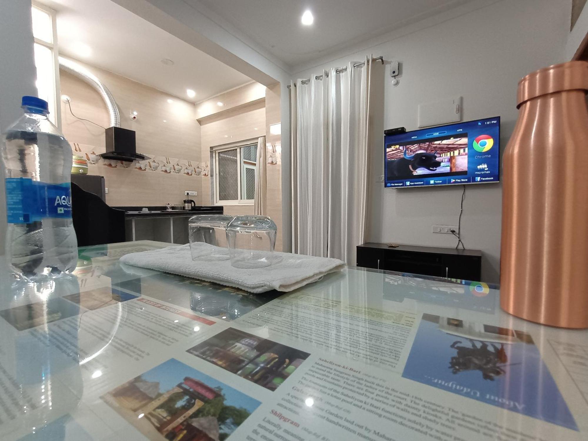 Apartament Choudhary White House Udajpur Zewnętrze zdjęcie